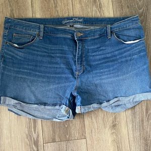 Universal Thread Jean shorts 24w